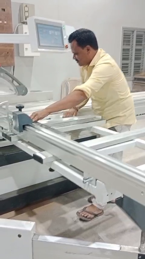 How Did SENBSEN Install the CNC Panel Saw Machine in Bangalore? 2